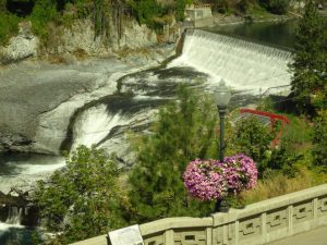 Spokane River: Downtown Falls and Hydroelectric Station